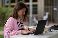 Scuola e formazione: tablet, pc e connessione per oltre 15mila studenti